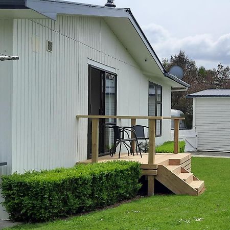 Villa Cosy On Courtney à Motueka Extérieur photo